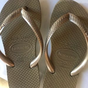 Havainas nude sandal toddler size 10